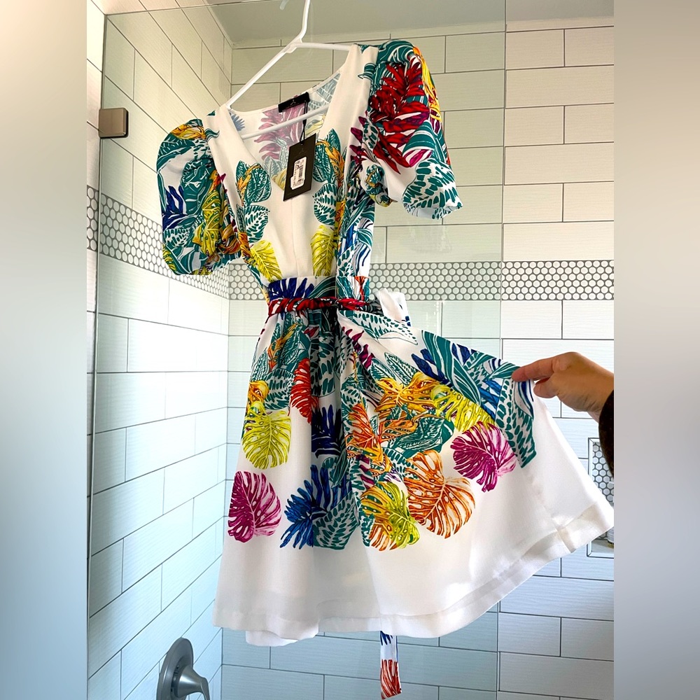 COPY - Tropical print small dress NWT